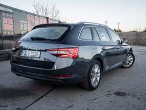 2021 Superb 2.0d Auto/FSH main dealer/*2026 PRICE* - Image 3