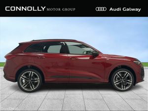 Audi Q5 €761 P/M - 40 TDI S LINE 204 HP QUATTRO - Image 4