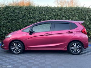 Honda Fit F-PACKAGE 1.5 HYBRID // REVERSE CAMERA / - Image 3