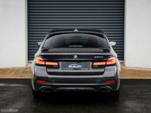 BMW 5-Series 520 D G30 M Sport Comfort PRo 4DR Aut - Image 4