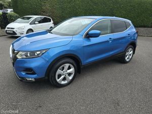 Nissan Qashqai Acenta Premium - Image 2