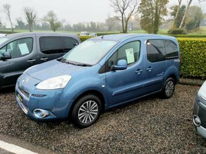 Peugeot Partner Tepee DIESEL ESTATE - Image 2