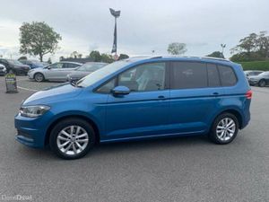 Volkswagen Touran SE - Image 2