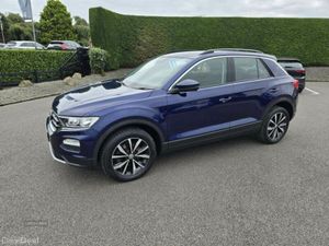 Volkswagen T-Roc SE - Image 2