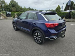 Volkswagen T-Roc SE - Image 3