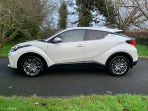 Toyota C-HR 2022 SOL ** One Owner ** - Image 4