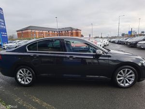 VOLKSWAGEN PASSAT 2.0TDI BUSINESS AUTO DSG 150BHP - Image 4
