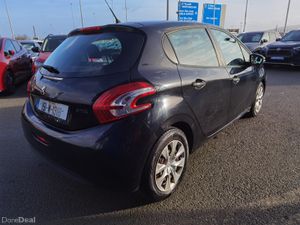 PEUGEOT 208 1.0 ACCESS PETROL - Image 4