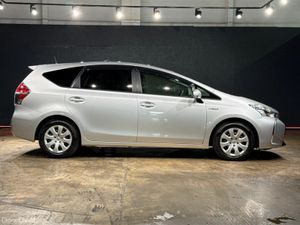 Toyota Prius 1.8 - Image 3