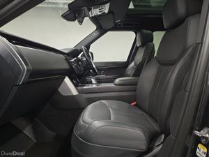 Land Rover Range Rover Diesel Estate HSE - Image 4