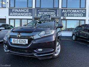 2015 Honda HRV(Vezel)1.5 Hybrid Auto,CAR PLAY - Image 2