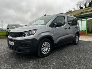 Wheelchair Car - Image 3