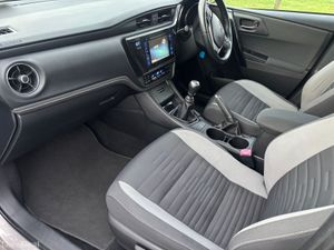 Toyota Auris 2016 Warranty, Delivery, NCT, - Image 2