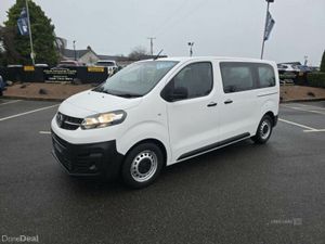 Vauxhall Vivaro Edition M - Image 2