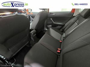 Volkswagen Polo 1.0 TSI Automatic, Reversing camer - Image 4