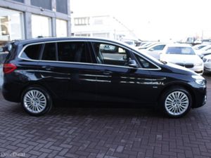 2.0D SE LUXURY 7 SEATER AUTOMATIC // IMMACULATE CO - Image 3