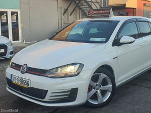 2017 Volkswagen Golf GTI Performance - Image 2