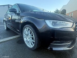 Audi A3 1.4 L black 2014 - Image 2