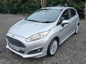 Ford Fiesta Auto 2016 Low Miles Hi Spec! - Image 4