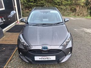 Toyota Yaris 1.5 Hybrid Luna 4DR - Image 3