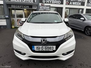 2015 Honda Vezel 1.5 Hybrid Auto,Full leather - Image 3