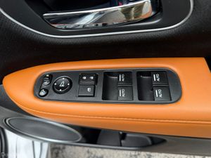 2017 Honda HRV(vezel)1.5 Hybrid Auto,  27k Miles - Image 4