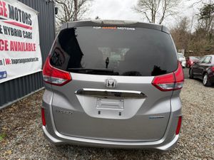 Honda Freed **2016** - Image 2