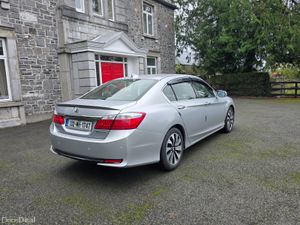 132 Honda Accord 2L hybrid Type S NEW NCT - Image 3