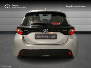 Toyota Yaris HYBRID LUNA 4DR AUTO - Image 4