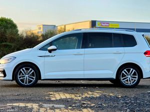 7 Seater VW Touran Automatic R-Line - Image 4