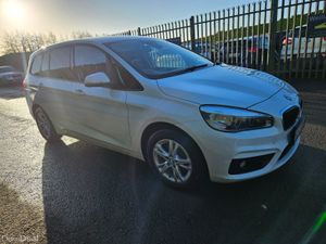 BMW 2-Series 2016 218i SE AUTO 7 SEATS - Image 4