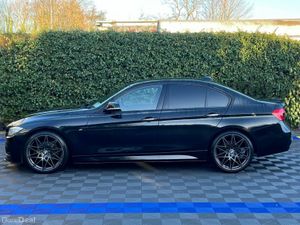 BMW 3-Series 320d M-SPORT COMPETITION // NEW 20" M - Image 3