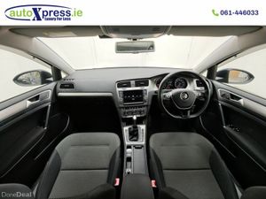 Volkswagen Golf 1.2 TSI Automatic, Reversing camer - Image 2