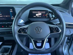 Volkswagen ID.4 ID.4 PURE LIFE 52KWH // LOW MILEAG - Image 4