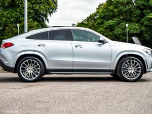 Mercedes-Benz GLE 350de AMG Premium Plus Coupe - Image 3