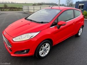 2016 Ford Fiesta Zetec 1.2 Petrol - Image 4