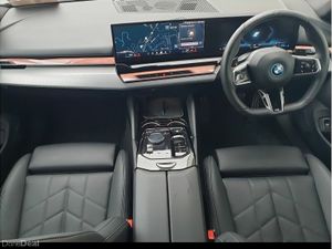 BMW 5-Series 530e M Sport Pro - Image 4