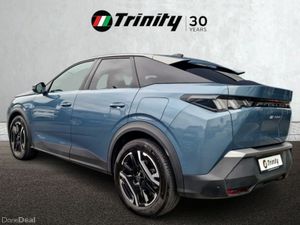 Peugeot 3008 ** DIRECTORS CAR ** 210BHP ALLURE ** - Image 3