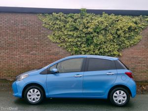 Toyota Vitz LOW KMS AUTOMATIC - Image 3