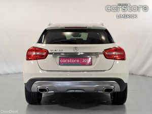 Mercedes-Benz GLA 180 AUTO 1.6 PET - Image 4