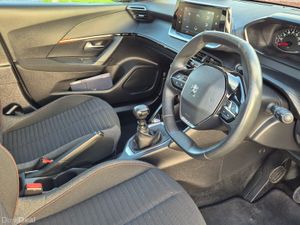 2021 Peugeot 2008  ACTIVE PREMIUM BLUEH BLUEHDI - Image 4