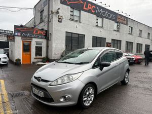 Ford Fiesta 2013 - Image 2