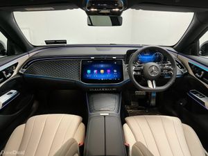 Mercedes-Benz E-Class 300de AMG - 19 Inch Alloys - - Image 4