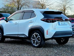 Yaris Cross Hybrid - Image 3