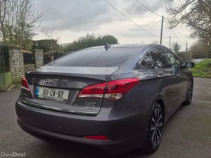 2019 Hyundai i40 Executive - Image 4