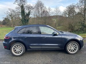 Porsche Macan 2016 , FSH from Porsche, AWD - Image 2