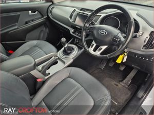 Kia Sportage 1.7 D PLATINUM 2WD - Image 2