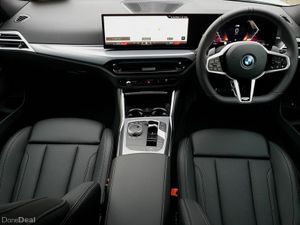 BMW 3-Series 330e M Sport - Image 4