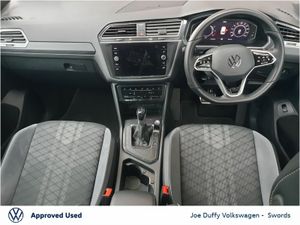 Volkswagen Tiguan Tiguan R-Line 1.4TSI Phev 245HP - Image 3