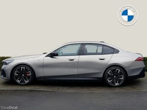 BMW i5 M60 xDrive - Image 4